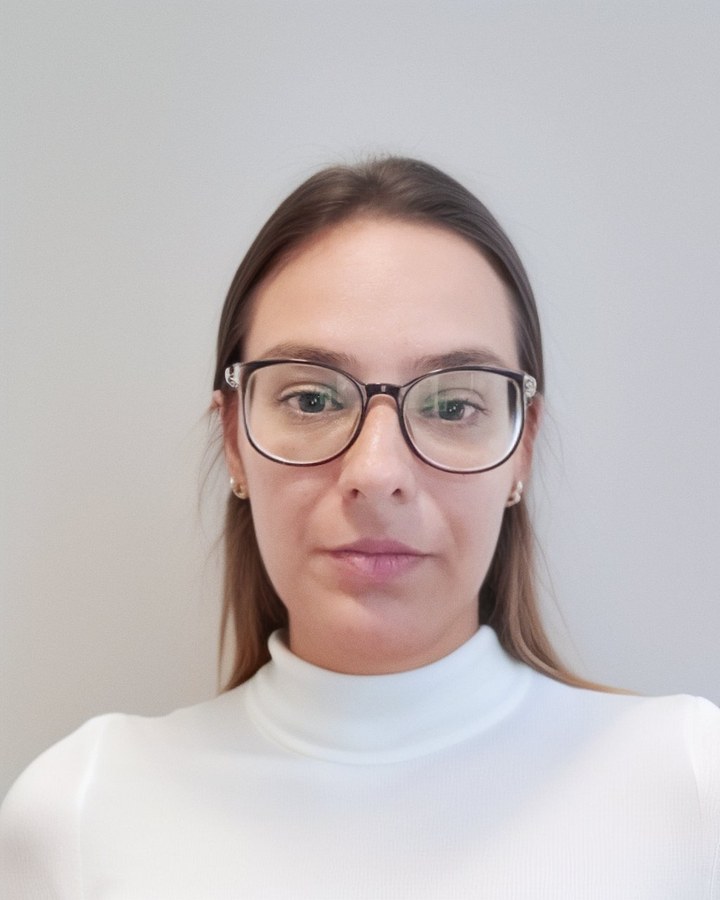 Ana Biazoto, psicóloga
